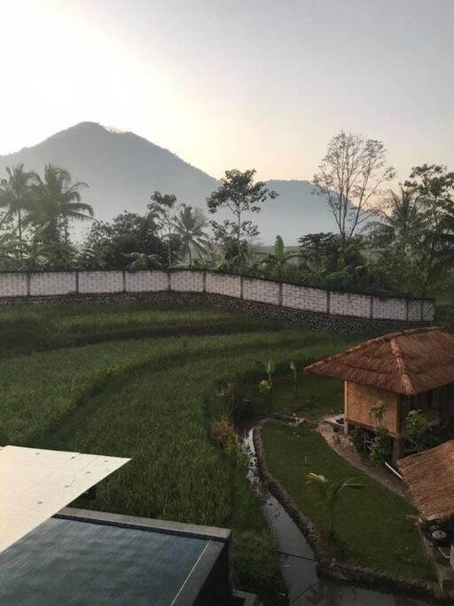 Villa As-Salam, Kadungora, Garut Eksteriør bilde